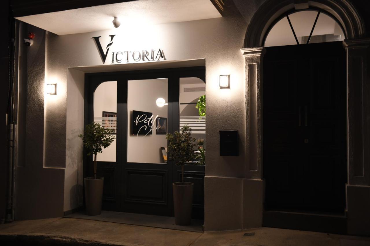Victoria By Petit Chic Bed & Breakfast Mellieha Exterior photo